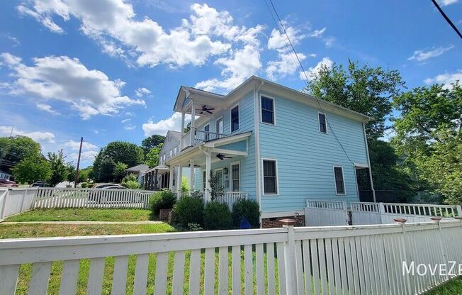 822 E Lenoir Street