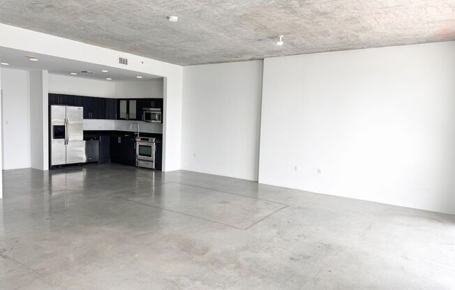 Studio, 1 bath, 962 sqft, $3,150, Unit Unit 705