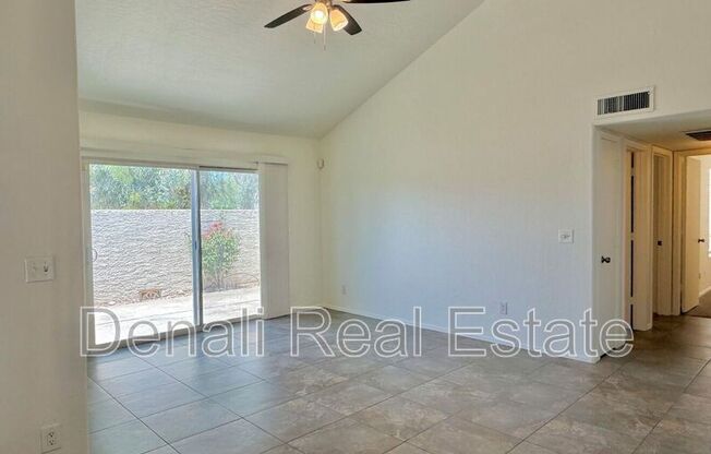 2100 W LEMON TREE PL