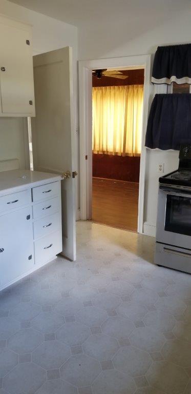 3 beds, 1 bath, $2,150