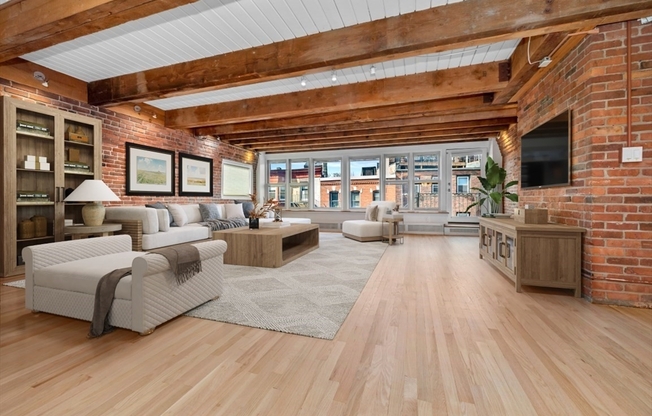 130 FULTON ST