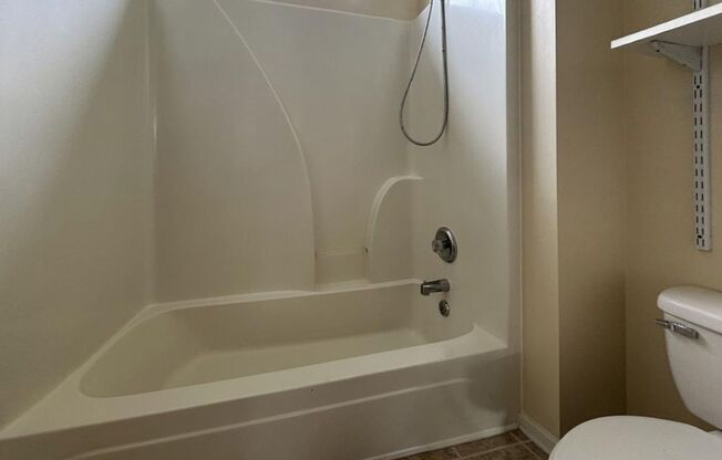 3 bed / 2.5 bath ~ Foxbank Plantation