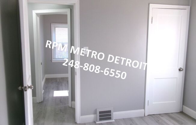 3 beds, 1 bath, $1,595, Unit (OM)