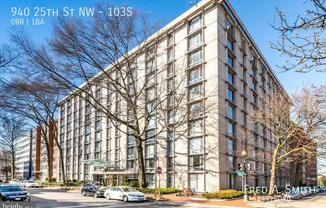 940 25th Street NW