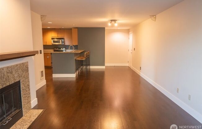2Bd/2Ba Seattle Condo