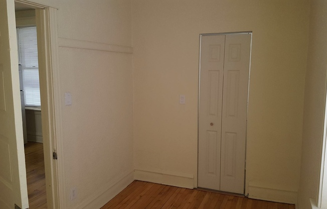 3 Bedroom Pet Friendly in Bridgeport