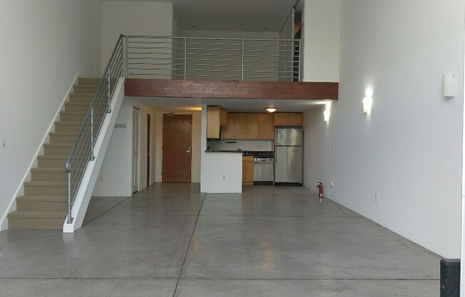 1 bed, 1.5 baths, 962 sqft, $3,500, Unit 220