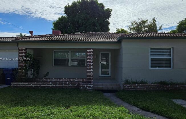 1003 N 17th Avenue 0, Hollywood, FL 33020