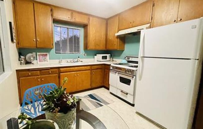 4410-16 Illinois St