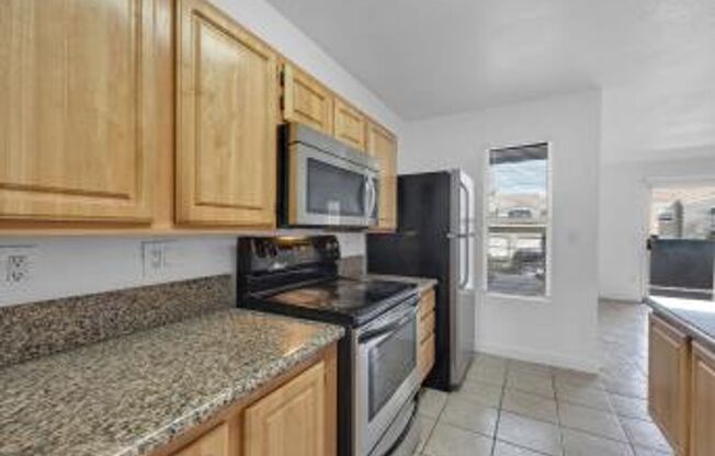 2 beds, 2 baths, $1,425, Unit Unit 1217 Building17