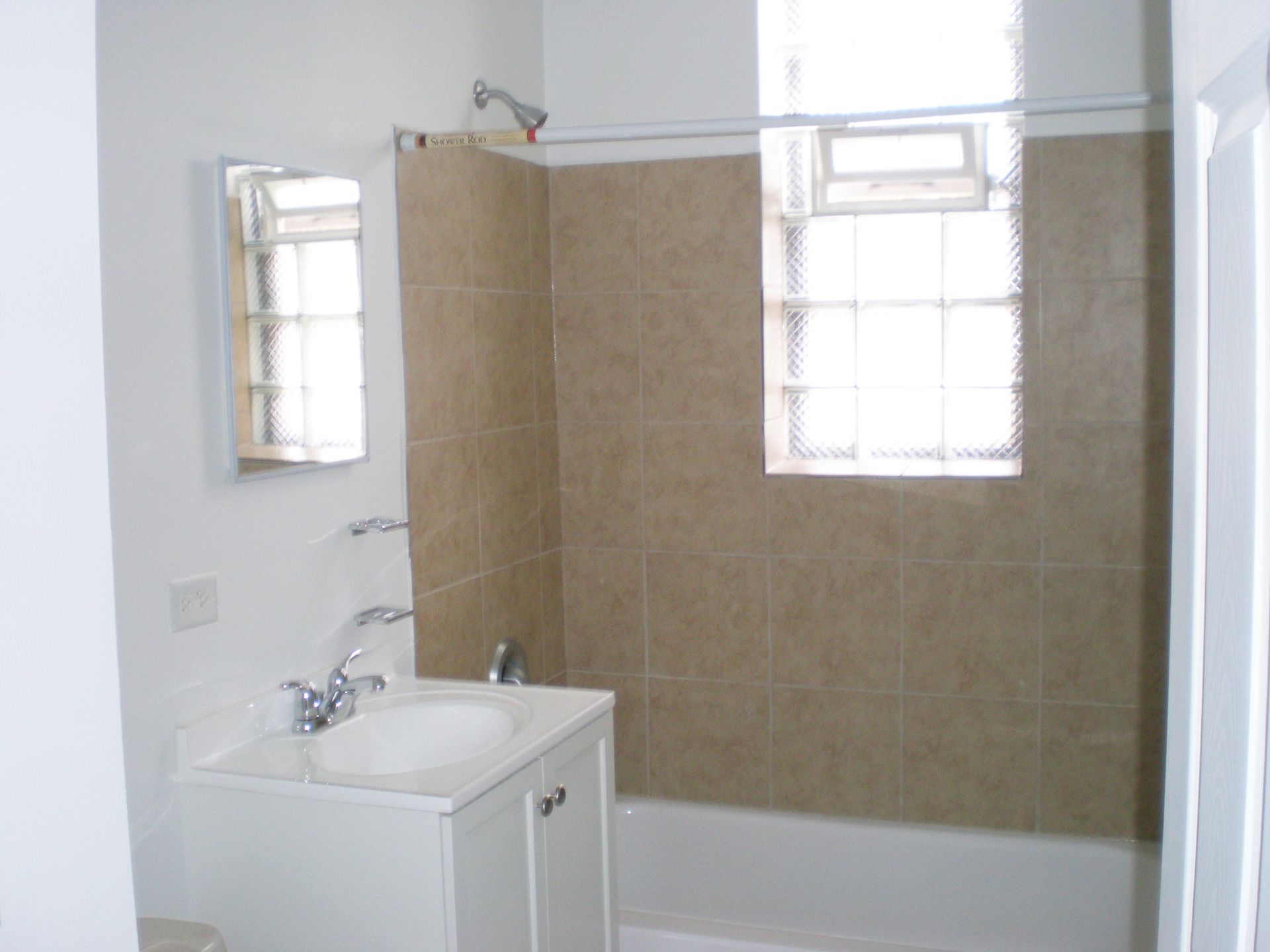 722 S Racine Ave 1200 W Lexington St Chicago, IL 60607