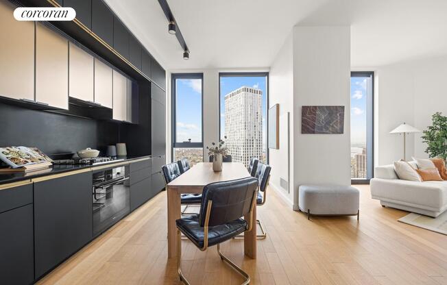 2 beds, 2 baths, $8,663, Unit 17G