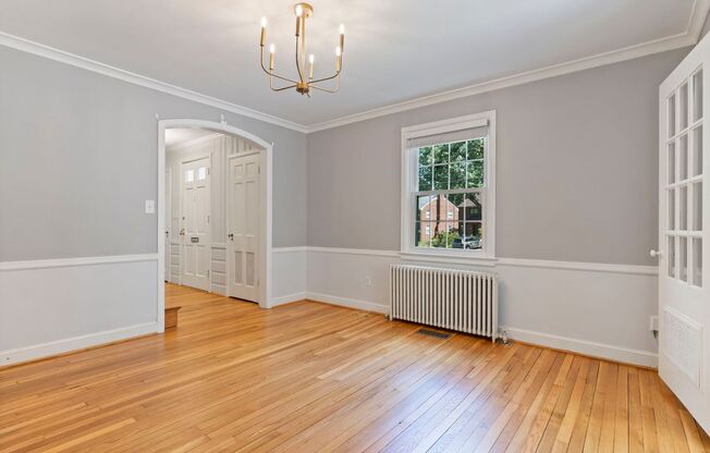 3 beds, 2.5 baths, $5,228