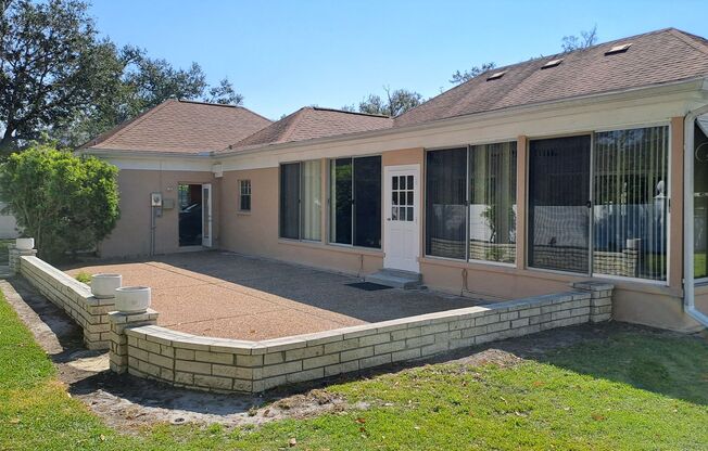 3/2 UNFURISHED HOME LOCATED IN BOCA GRAND COUNTRY CLUB