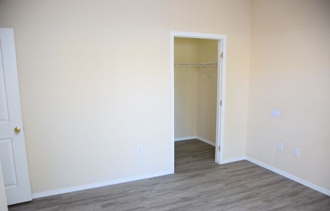 1 bed, 1 bath, $1,250, Unit # 214