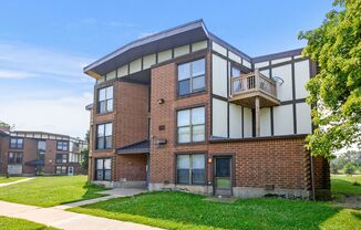 3 beds, 1 bath, 1,100 sqft, $1,860, Unit 3131-103