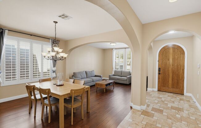 Beautiful Summerlin Paseos Home With 1st Floor Primary Suite