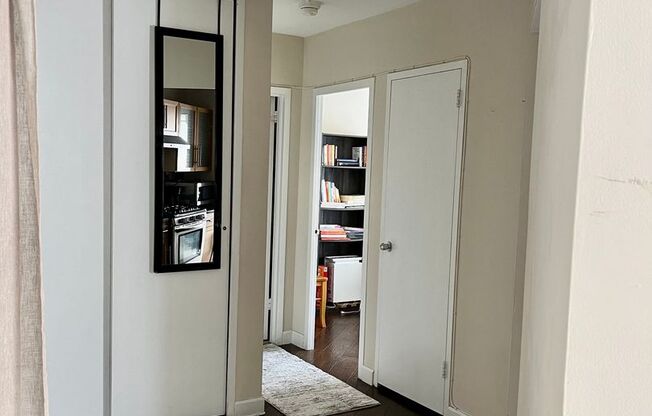 1 bed, 1 bath, $2,400, Unit # 318
