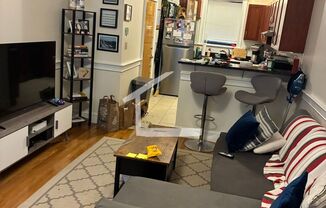 1 bed, 1 bath, $2,200, Unit A