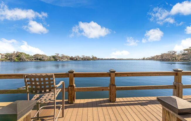 Lake Maitland Living | Mid-Century Charm