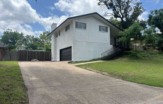 1022 TARRYALL DR