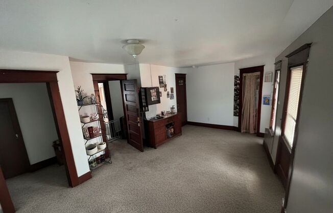 4 beds, 2 baths, 2,055 sqft, $2,475, Unit H25