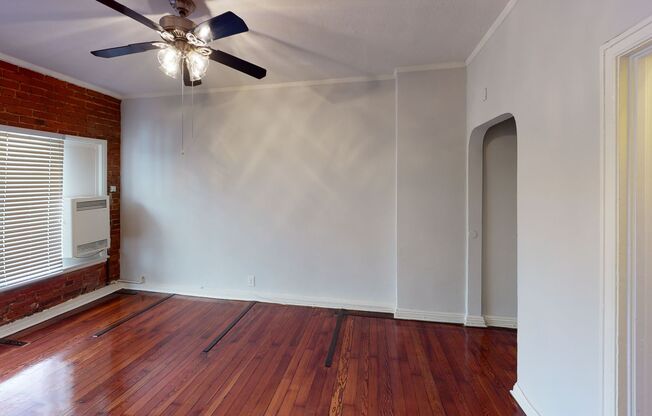 Studio, 1 bath, 250 sqft, $1,295, Unit 310