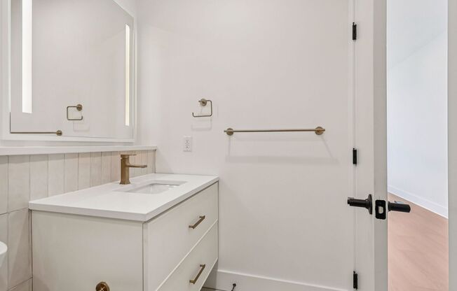 1 bed, 1 bath, 660 sqft, $1,788, Unit 206