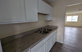 1 bed, 1 bath, 840 sqft, $1,075, Unit 1303