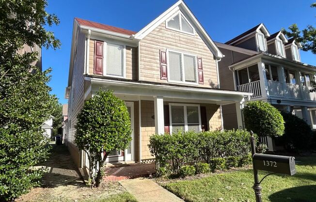 Spacious Downtown Home with 3 floors! Vaulted Ceilings! Pets are owner's approval.