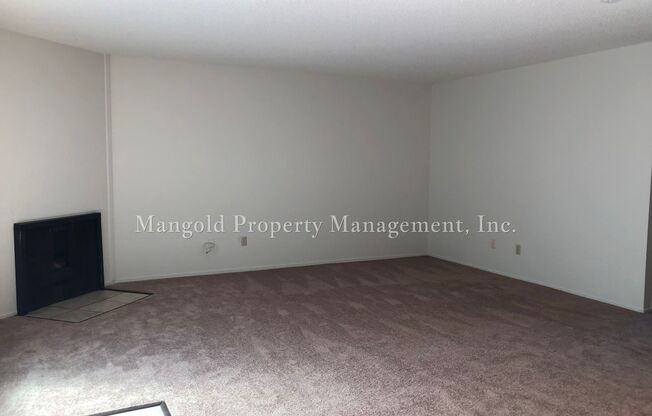 2 beds, 1 bath, 1,096 sqft, $2,675, Unit 0J09