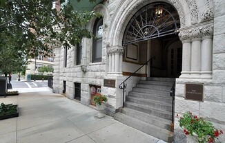 4 Charlesgate E 306