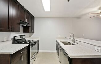 1 bed, 1 bath, 571 sqft, $1,895, Unit CCA-314