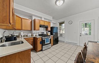 150 BREMEN ST