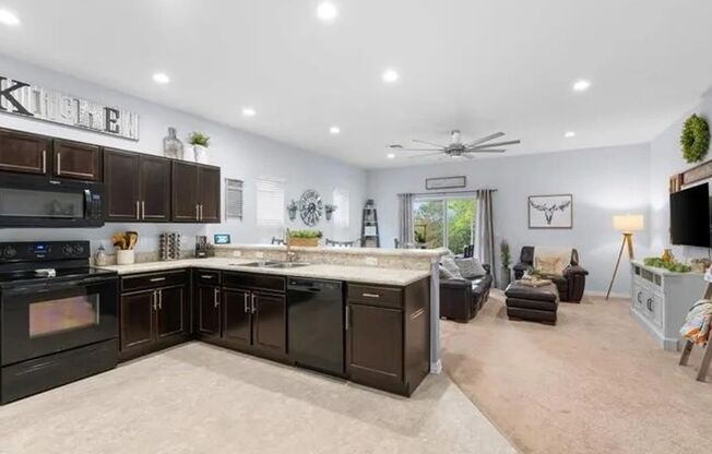 3 Bedroom Townhome in Sarasota