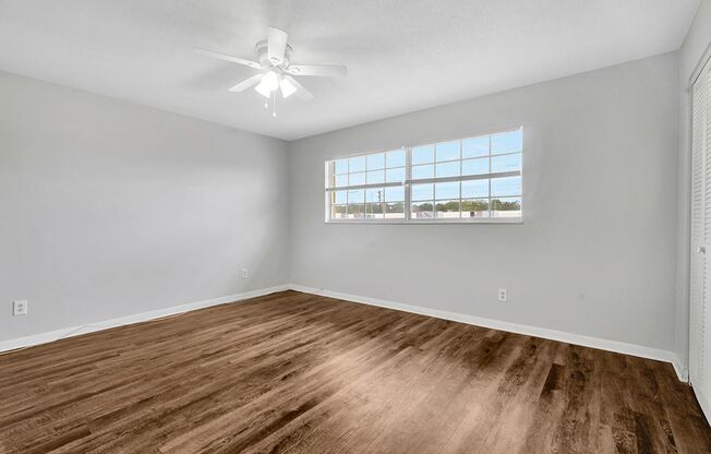 1 bed, 1 bath, 800 sqft, $1,275, Unit 50-15