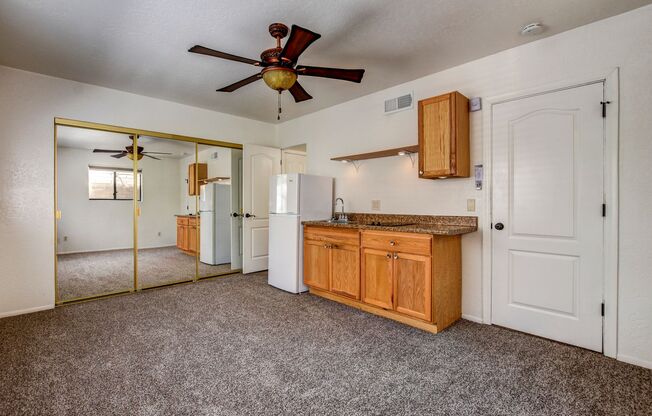 RR228 - 333 S. Alarcon Street