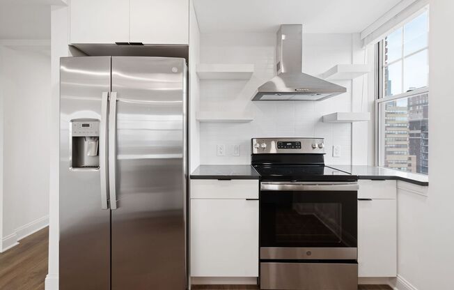 Studio, 1 bath, 576 sqft, $2,270, Unit 1406