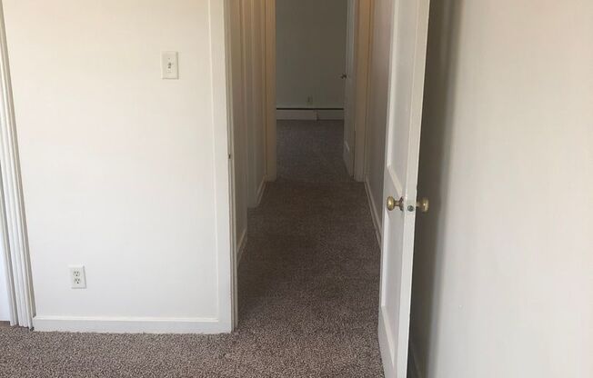 2 beds, 1 bath, 740 sqft, $735, Unit 1500-802