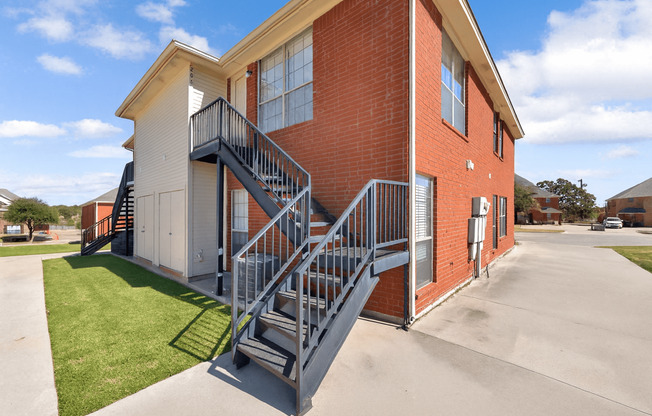 3 beds, 2 baths, 1,110 sqft, $1,495, Unit K308-202