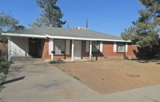 3 beds, 1 bath, 1,120 sqft