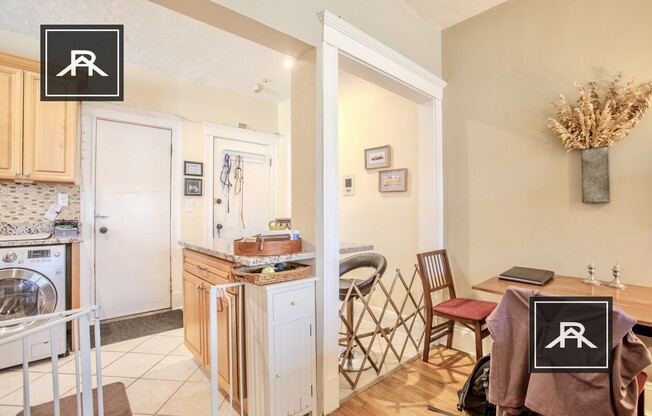 14 Melvin Ave # 15-1