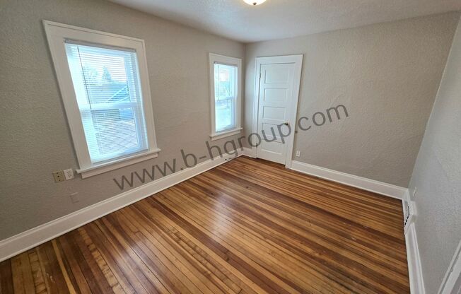 3 beds, 1 bath, $1,695