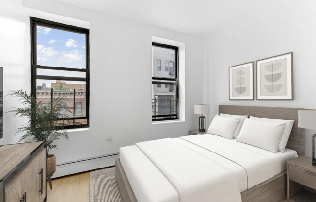 879 DEKALB AVE
