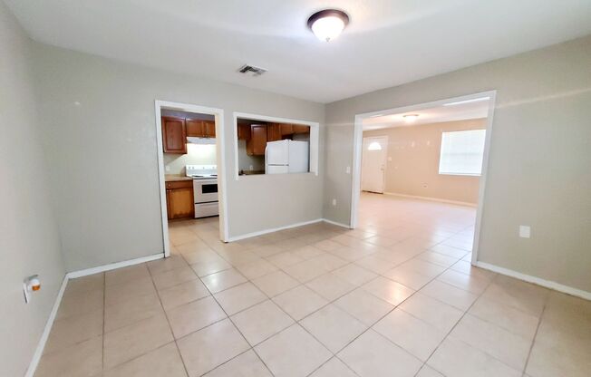 3 beds, 1 bath, $2,095