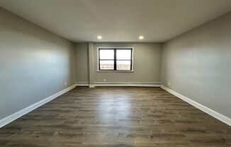 Studio, 1 bath, 650 sqft, $1,525, Unit Apt 8F