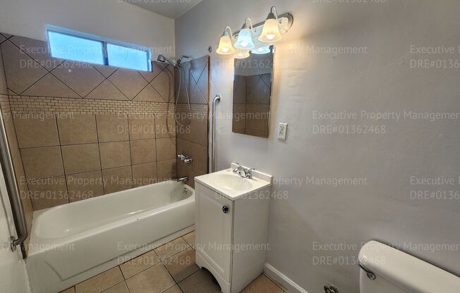 3 beds, 1 bath, $1,250