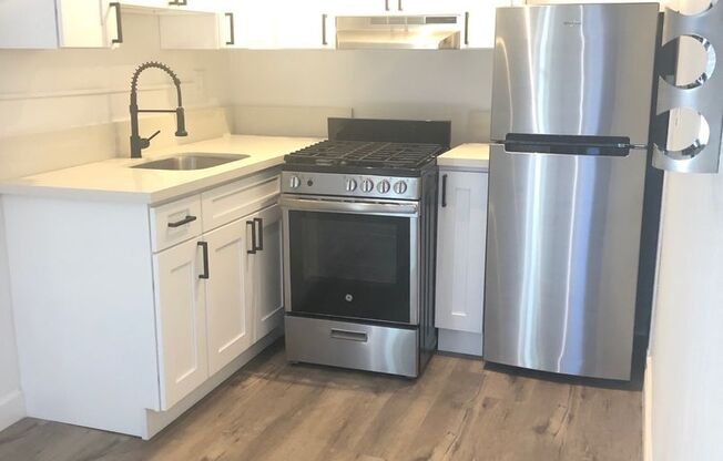 Studio, 1 bath, $1,675, Unit 39