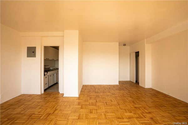 1 bed, 1 bath, 795 sqft, $1,950, Unit 7D