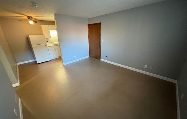 1 bed, 1 bath, 802 sqft, $720, Unit #3